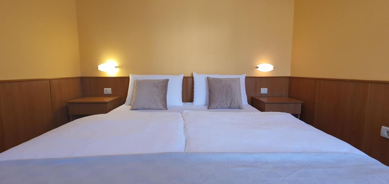 Garni Stanger Hotel Lovran Luaran gambar